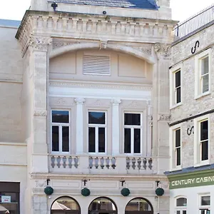 The Z 3*, Bath United Kingdom