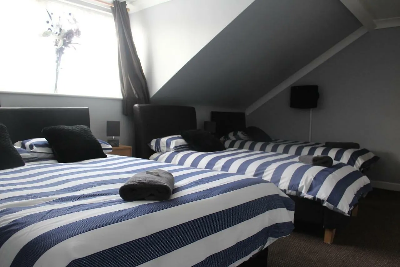The Vale Apart Hotel Kingston upon Hull 3*,